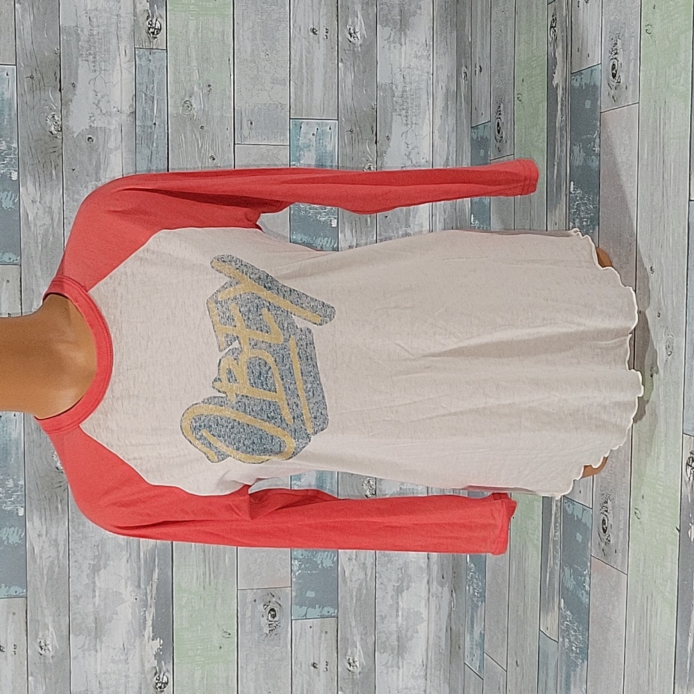 Obey Propaganda Shirt/Top size XS
